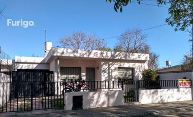 Casa 2 dormitorios en perez