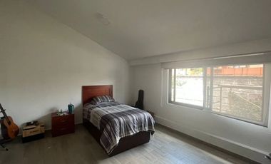 Bosques de Tarango, Casa en condominio 100 % remodelada