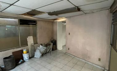 COL. GUADALUPE VICTORIA, BODEGA EN VENTA CON AMPLIO USO DE SUELO EN LA GAM