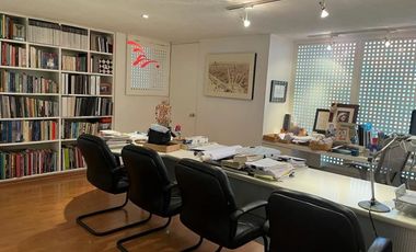 Nápoles, oficina con estación de cocina, en Patriotismo