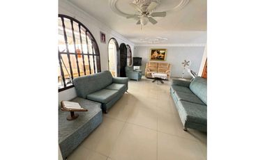 SE VENDE CASA BARRIO LOS CAMPANOS
