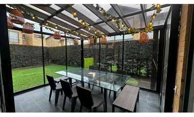 Hermosa casa en arriendo- Bosque Madero