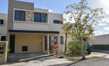 Casa en Venta en Cumbres Novonorte en Mérida Yucatán.