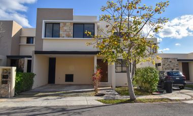 Casa en Venta en Cumbres Novonorte en Mérida Yucatán.