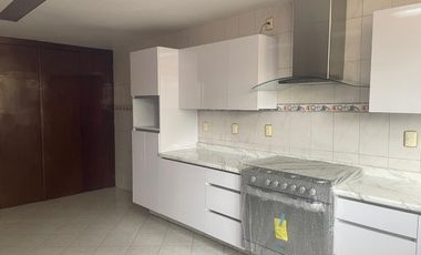 CASA EN  VENTA  CON USO DE SUELO MIXTO EN LORENZO BOTURINI