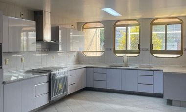 CASA EN  VENTA  CON USO DE SUELO MIXTO EN LORENZO BOTURINI