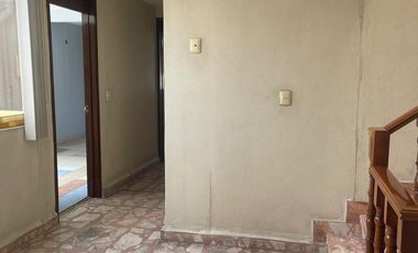 CASA EN  VENTA  CON USO DE SUELO MIXTO EN LORENZO BOTURINI