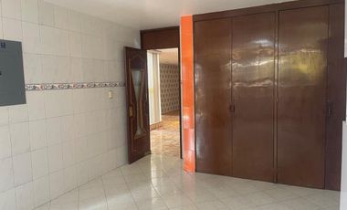 CASA EN  VENTA  CON USO DE SUELO MIXTO EN LORENZO BOTURINI