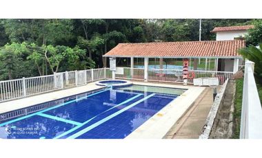 Lote en Condominio Sendero Colonial La Mesa