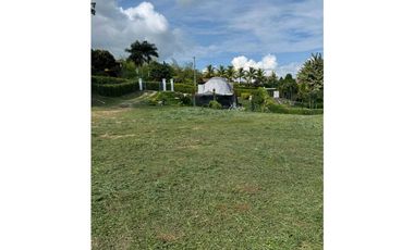 Se Vende Lote en Miralomas