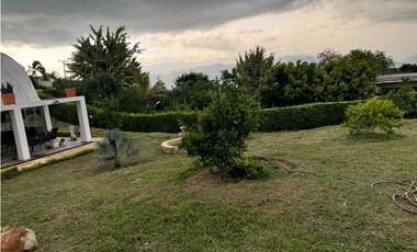 Se Vende Lote en Miralomas