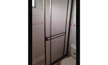 Finca con Piscina en Lutaima Anapoima