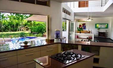 EN VENTA HERMOSA CASA EN CARTAGENA EN CONDOMINIO CON PLAYA PRIVADA