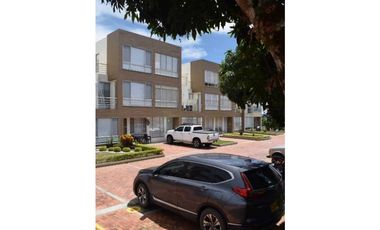 Casa Con Jacuzzi En La Mesa Cundi En Conjunto