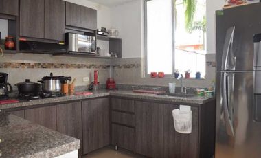 Casa Con Jacuzzi En La Mesa Cundi En Conjunto