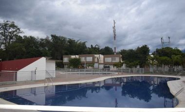 Casa Con Jacuzzi En La Mesa Cundi En Conjunto