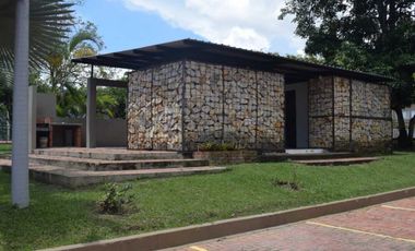 Casa Con Jacuzzi En La Mesa Cundi En Conjunto
