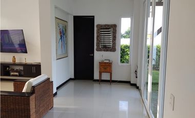 ARRIENDO HERMOSA CASA CONDOMINIO EN RESTREPO META