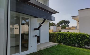 ARRIENDO HERMOSA CASA CONDOMINIO EN RESTREPO META