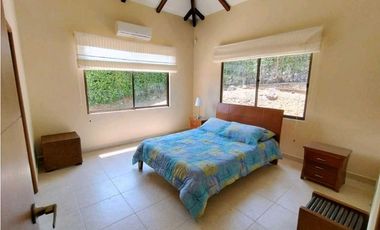 Venta Casa Campestre en Mejor Condominio de La Mesa