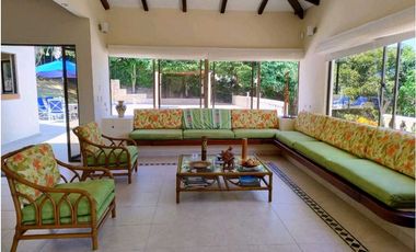 Venta Casa Campestre en Mejor Condominio de La Mesa