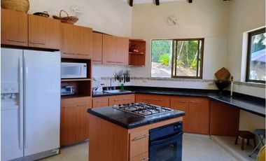Venta Casa Campestre en Mejor Condominio de La Mesa