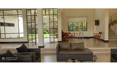 Quinta en Condominio Miralomas con piscina propia en La Mesa