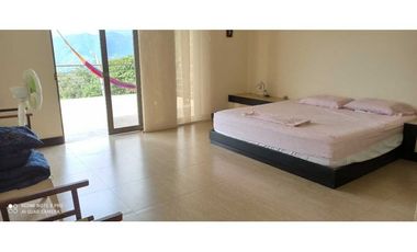Quinta en Condominio Miralomas con piscina propia en La Mesa