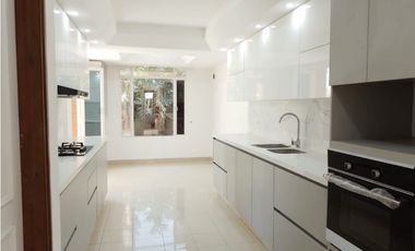 Espectacular casa en los Balsos