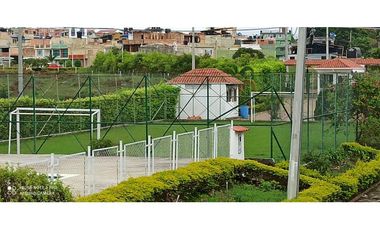 Casa en La Mesa condominio Hato Grande