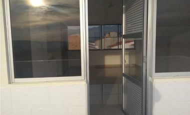 Casa en La Mesa condominio Hato Grande