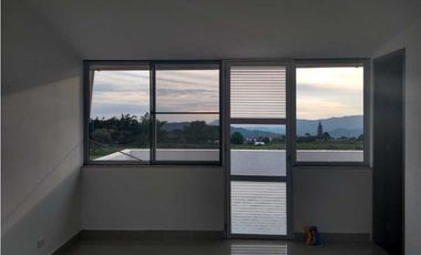 Casa en La Mesa condominio Hato Grande