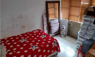 Casa $320 millones en La Mesa