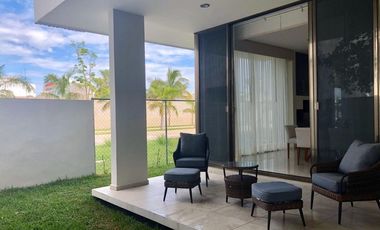 Renta de Casa Amueblada en Country Club Playa Palmas