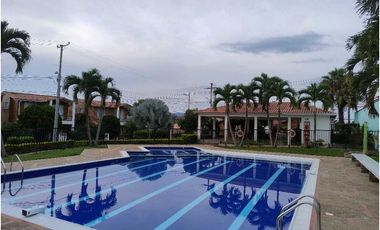Casa Grande Urbana en La Mesa