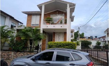 Casa Grande Urbana en La Mesa