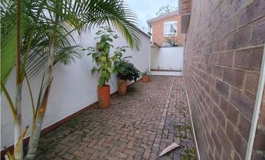 Casa Grande Urbana en La Mesa