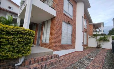 Casa Grande Urbana en La Mesa