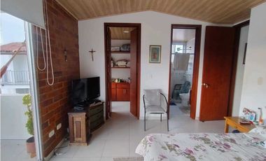 Casa Grande Urbana en La Mesa