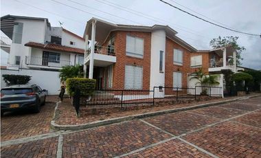 Casa Grande Urbana en La Mesa