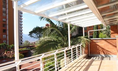 Casa en Arriendo Los Balsos Medellín