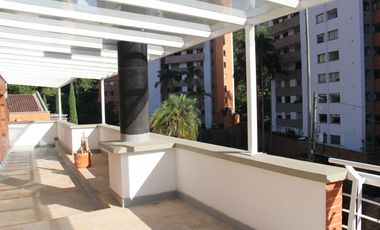 Casa en Arriendo Los Balsos Medellín