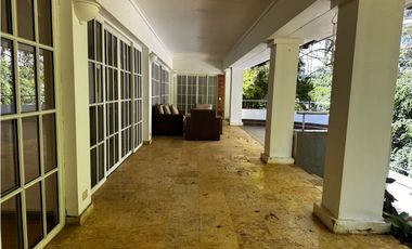 Casa en Arriendo La Calera Medellín