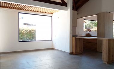 Casa en Arriendo en La Loma del Escobero