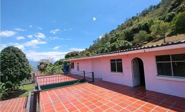 Venta de finca entre Quipile y La Mesa