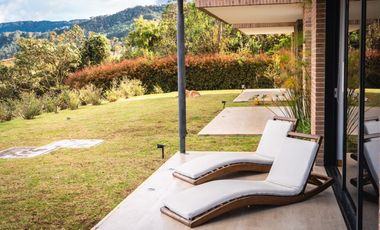 Hermosa casa en el sector del Alto de las Palmas