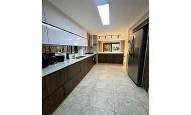 Casa en Arriendo La Calera Medellín