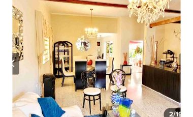 VENDO HERMOSA CASA UBICADISIMA PARAISO AREA 240 MTS  UNA PLANTA