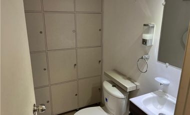 ARRIENDO / ALQUILO ESPACIOS PARA OFICINA/S  BODEGA  EN EL POLO CLUB