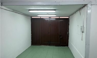 ARRIENDO / ALQUILO ESPACIOS PARA OFICINA/S  BODEGA  EN EL POLO CLUB